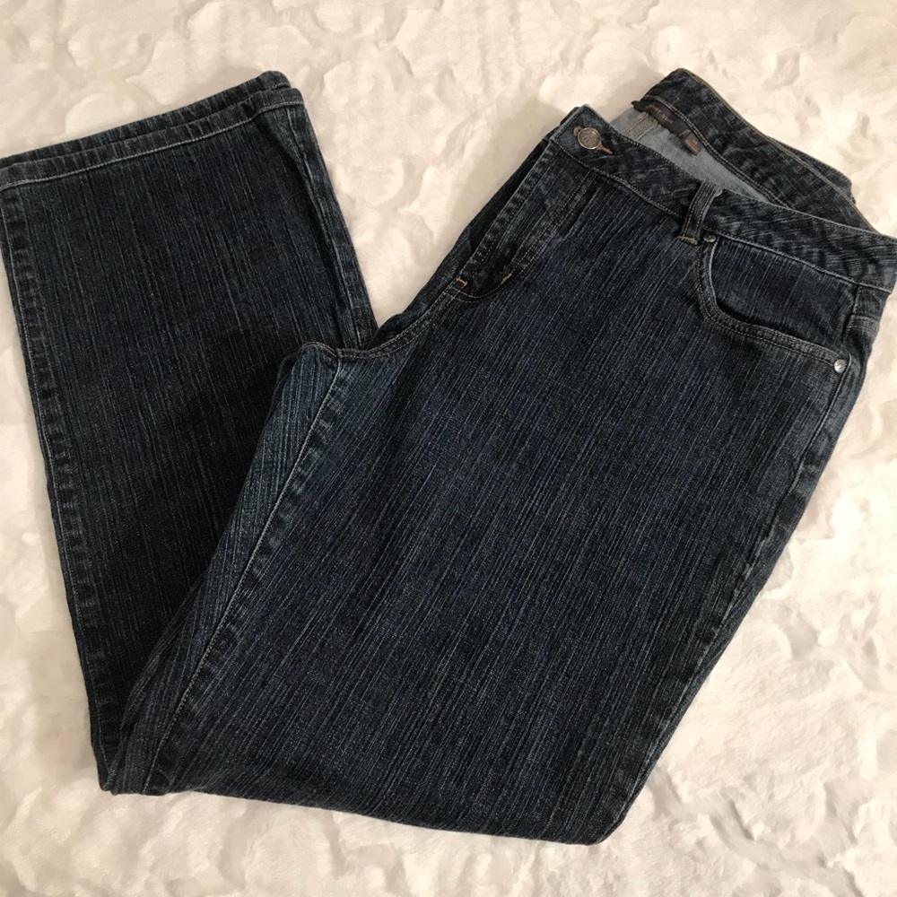 Amber Sun straight leg dark wash size 14 jeans